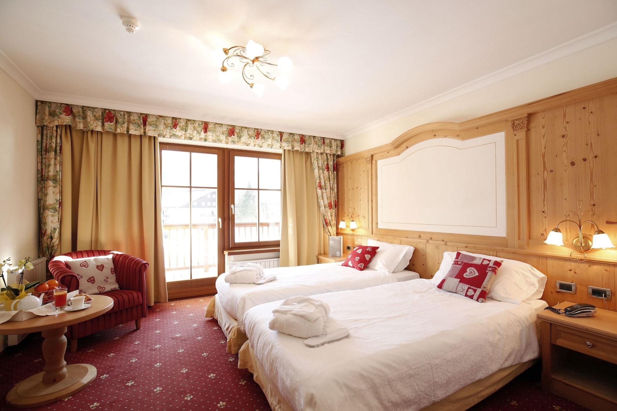 Th Corvara - Greif Hotel ภายนอก รูปภาพ
