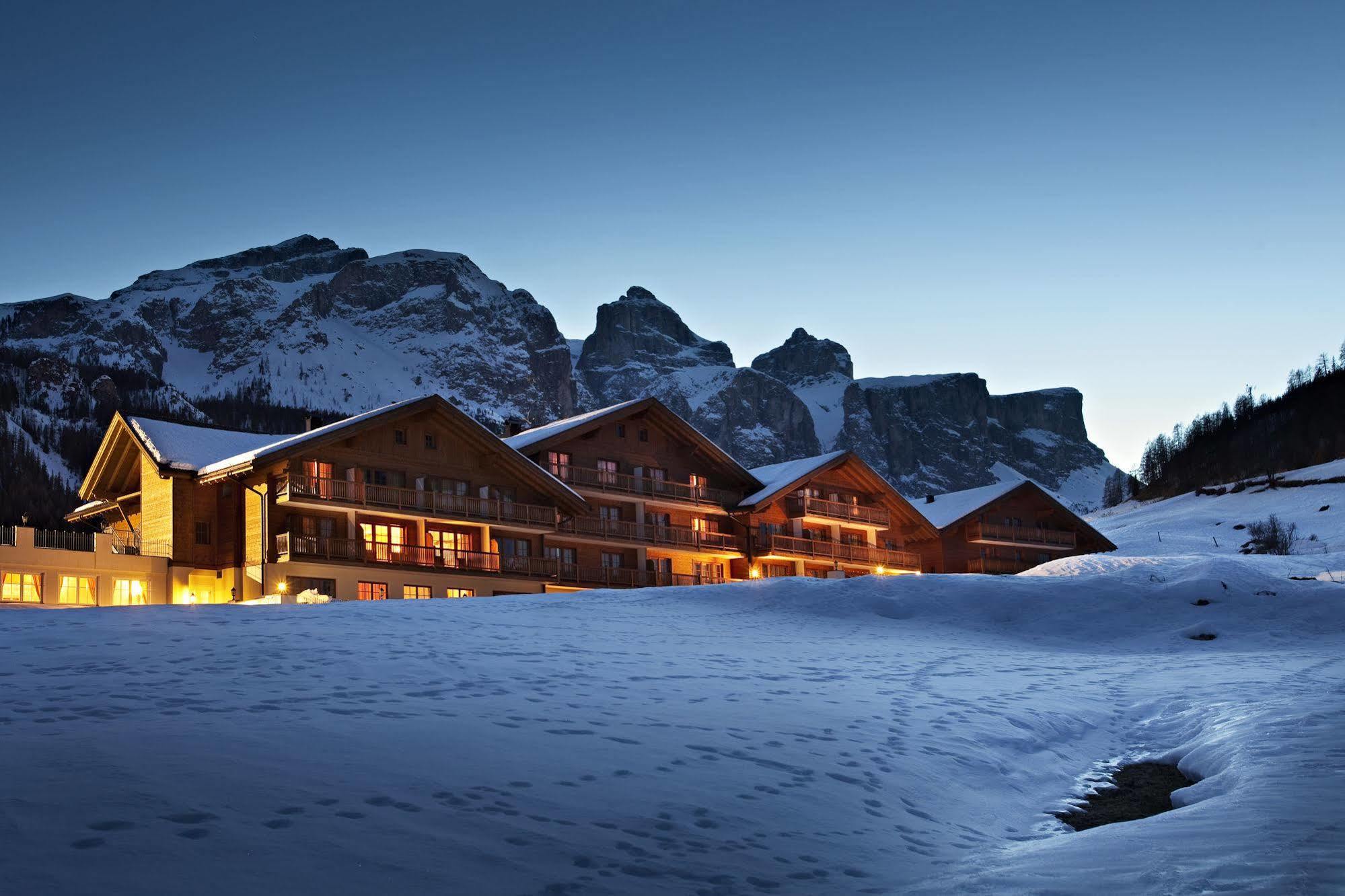Th Corvara - Greif Hotel ภายนอก รูปภาพ
