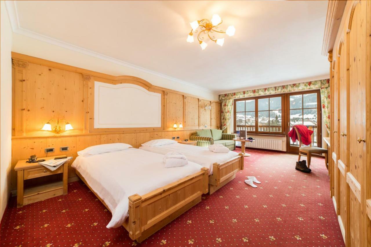 Th Corvara - Greif Hotel ภายนอก รูปภาพ